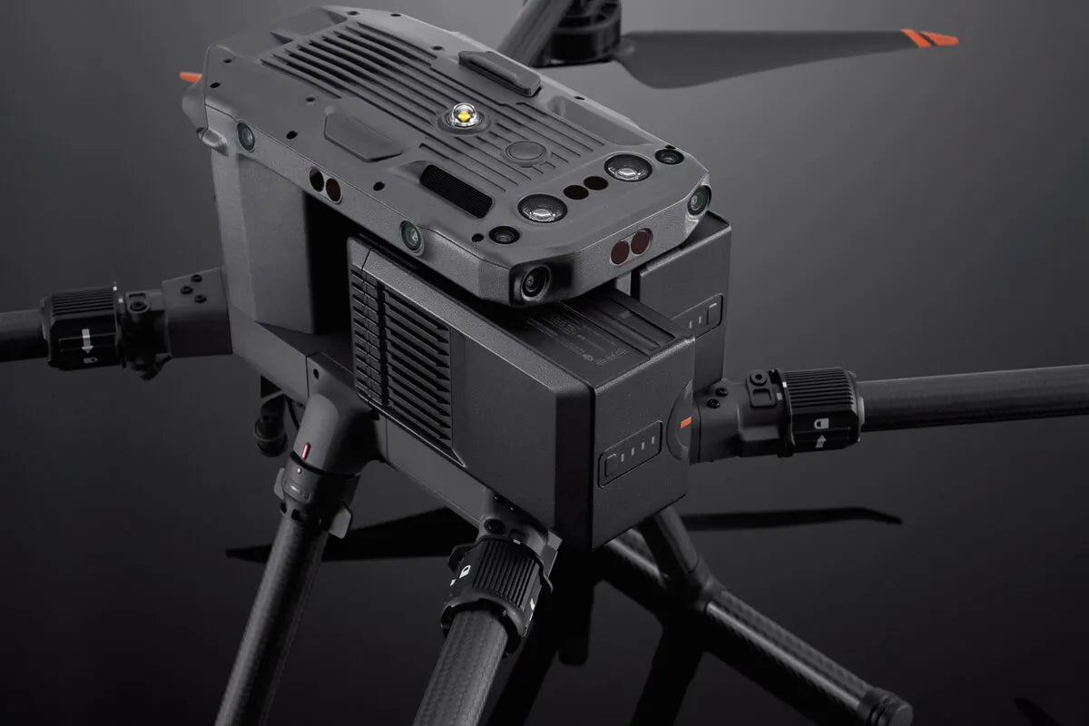 Batería de vuelo inteligente DJI TB65 Capacidad 5880 mAh - 400 ciclos para Matrice 350 RTK/Matrice 300 RTK Original